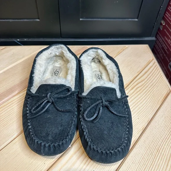 UGG Black Suede Moccasins - Picture 1 of 5